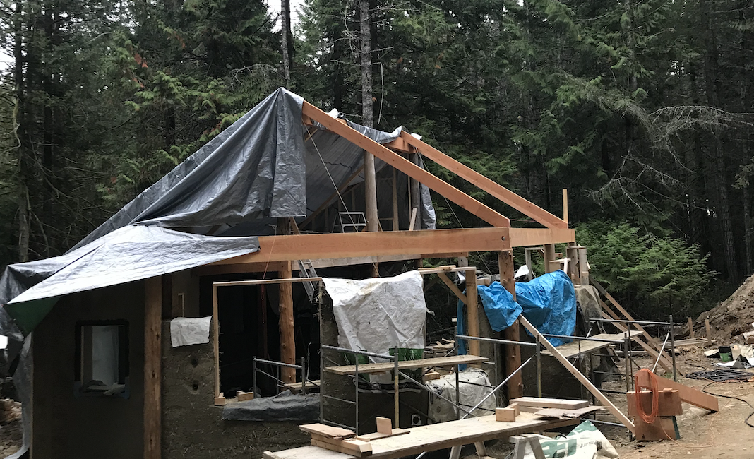 MUDGIRLS: Building an 800sq ft Cob House, Galiano Island